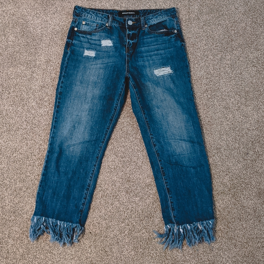 Cropped Fray Jeans